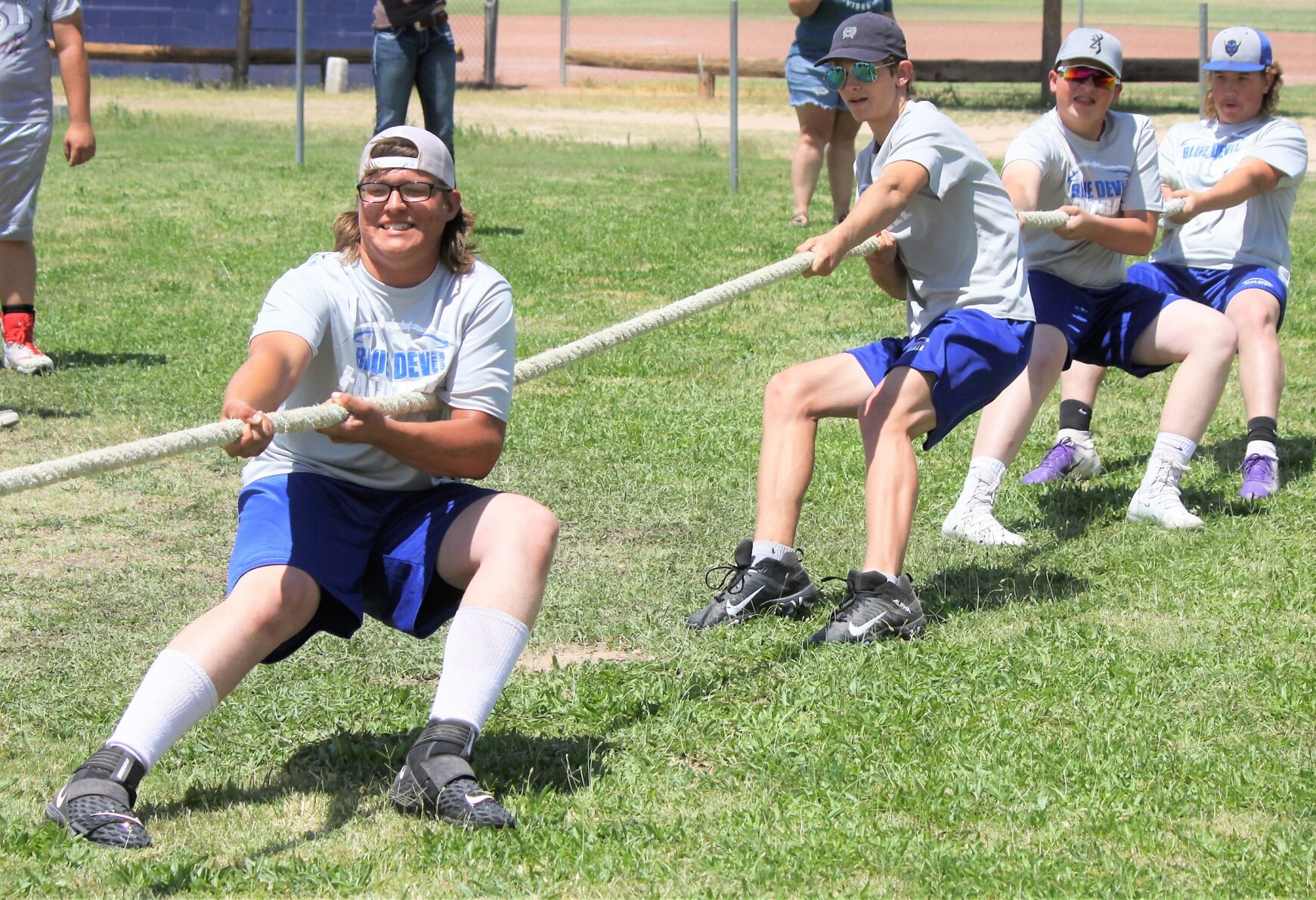 Blue Devils, Tigers compete in passing competition